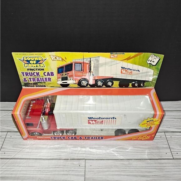 Friction 1970’s Woolco Woolworth Semi Truck Cab & Trailer Collectible Toy Rare - Picture 1 of 8